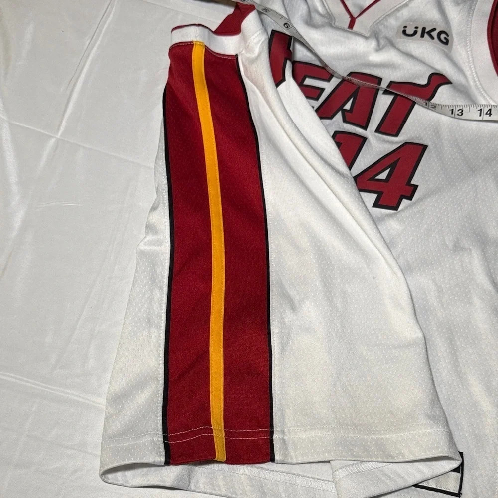 Nike Miami Heat Tyler Herro Jersey Kids Medium #14